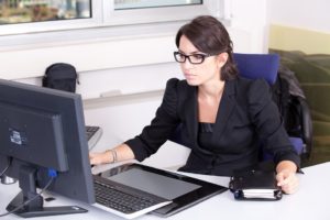 women computer tablet