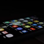 dark andoid phone home page